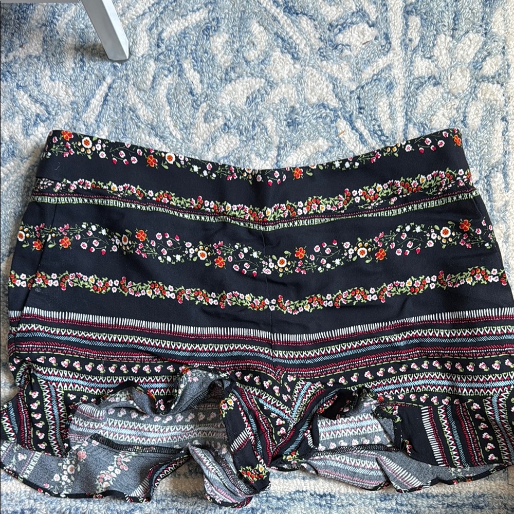 Loft Floral Ruffle Black Shorts